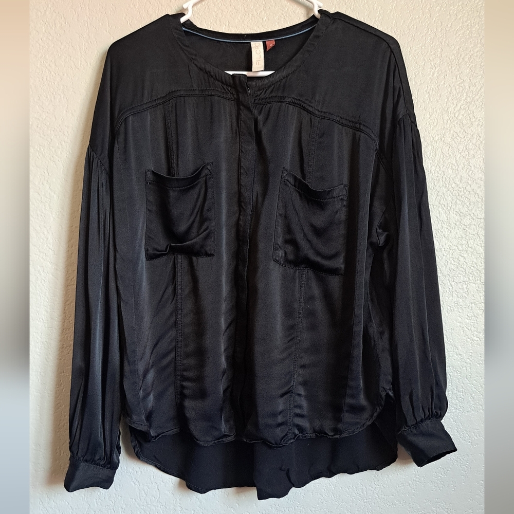 Pilcro Anthropologie Shiny Black Hidden Button Down Longsleeve Blouse Size M